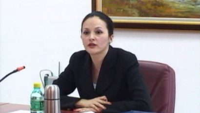 Foşti şefi de instituţii importante din România, arestaţi