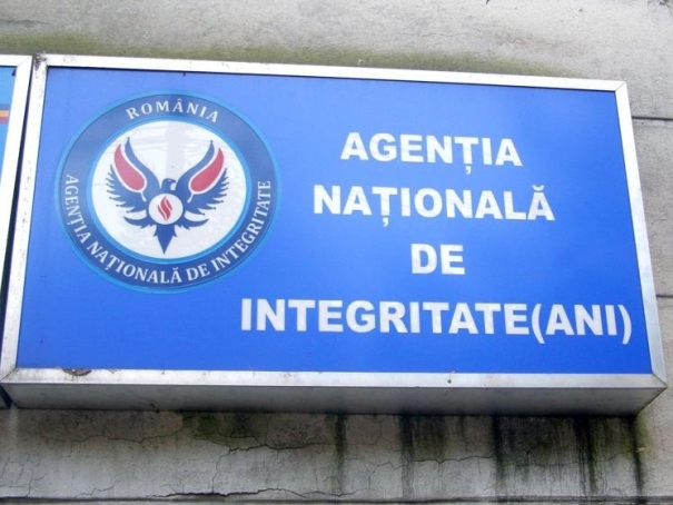 Senatorul Şerban Mihăilescu şi deputaţii Antal şi Popa, găsiţi incompatibili de ANI
