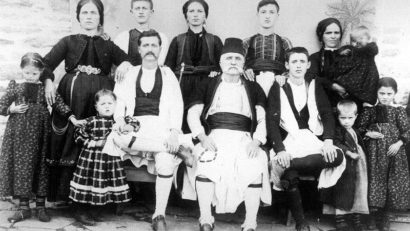 Armânii resping afirmaţiile primarului Radu Mazăre despre etnia lor