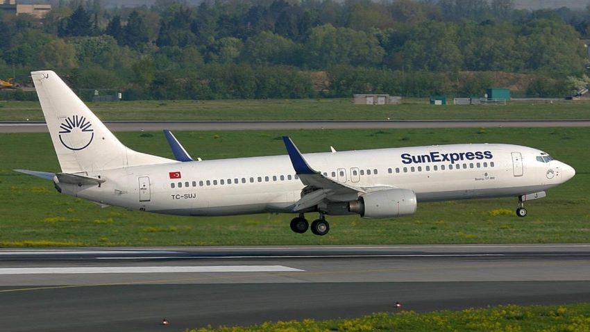 Niciun avion nu zboară azi pe linia Grecia – România