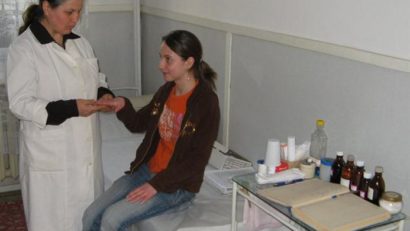 Medicii din şcolile tulcene nu mai pot fi plătiţi