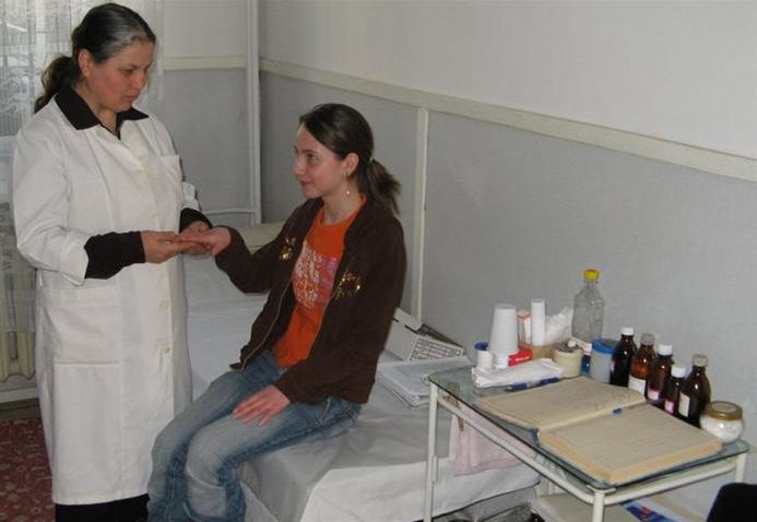 Medicii din şcolile tulcene nu mai pot fi plătiţi
