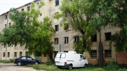 (AUDIO) În Constanța, se vând bine locuințele foarte ieftine, confort redus