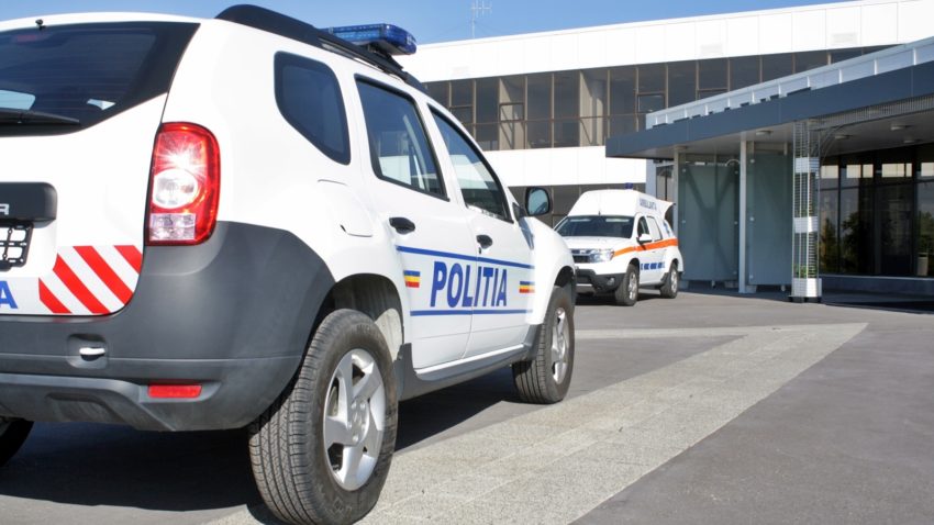IPJ Constanța a primit patru autoturisme Dacia Duster noi