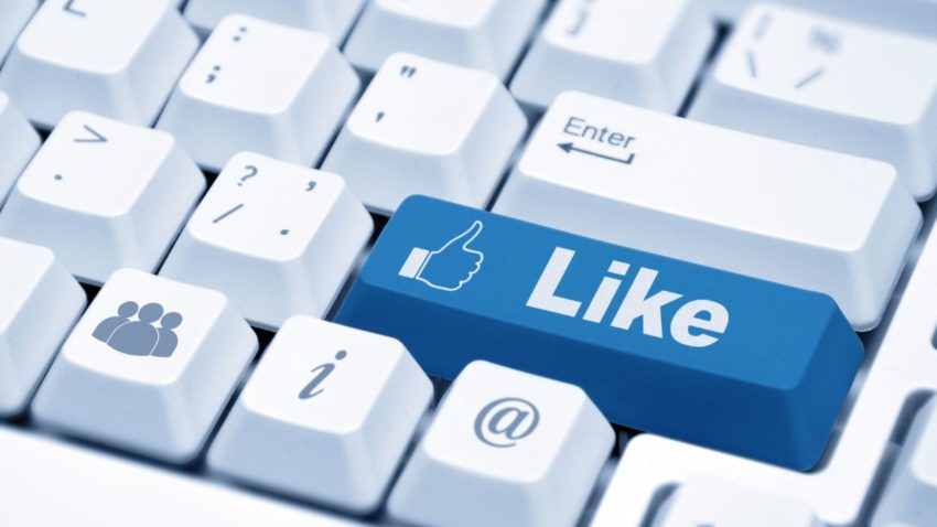 Rețea de socializare pentru profesioniști marca Facebook