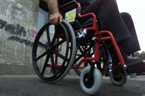 Tulcea nu mai are bani pentru plata persoanelor cu handicap