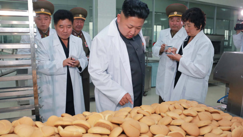 Mătușa lui Kim Jong-Un a suferit un atac cerebral letal în timp ce se certa cu el la telefon