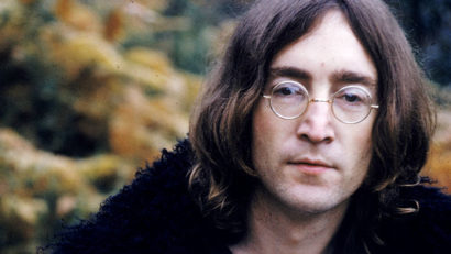 Cât costă ochelarii lui John Lenon