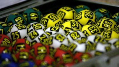 Marele premiu la Loto se lasă aşteptat