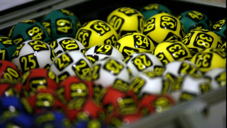 Report de peste 7,85 de milioane de euro la Loto 6/49. Șansa de a câștiga marele premiu: una la 14 milioane