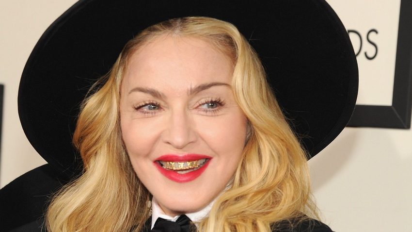 Clinică de pediatrie finanţată de Madonna