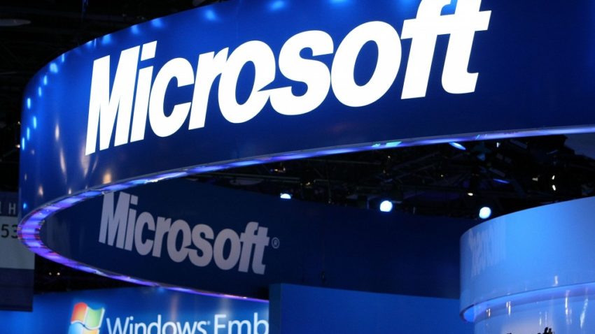 Microsoft a oprit vânzarea edițiilor pentru consumatori pentru Windows 7 și Windows 8