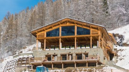 Una dintre cele mai frumoase cabane de schi se află în Alpii francezi