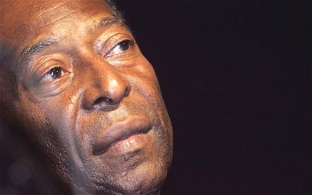 Pele a fost spitalizat