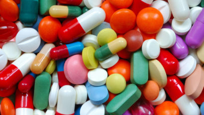 Medic psihiatru, reţinut după ce a prescris droguri unui toxicoman