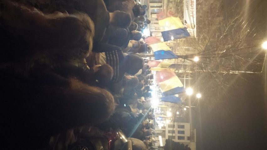 UPDATE Protest în faţa Prefecturii Constanţa