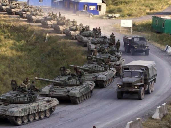 Kiev: tancuri ruseşti au intrat pe teritoriul Ucrainei