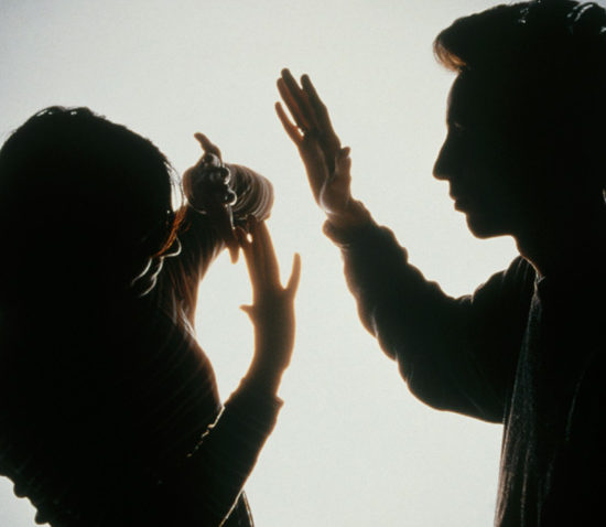 Stop violenţei asupra femeilor!