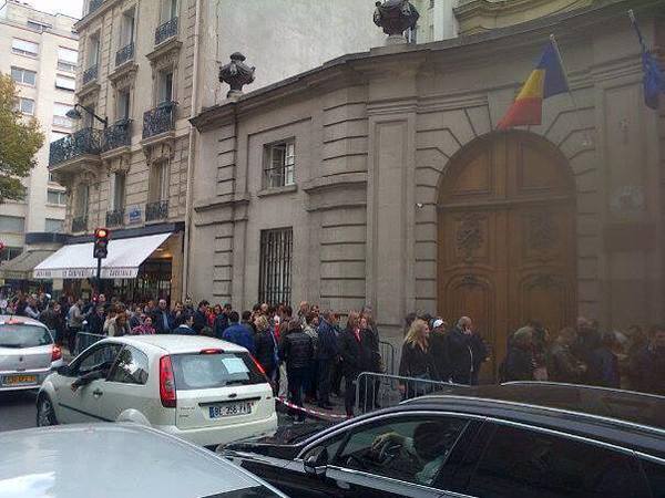 Asociaţiile de români din Europa solicită 1000 de secţii de votare pentru alegerile din 16 noiembrie