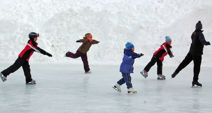 S-a deschis patinoarul de la Palatul Copiilor din Constanţa