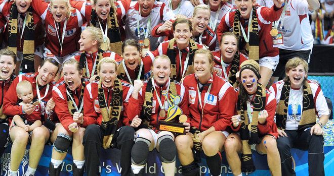 Handbal feminin: Norvegia, campioană europeană după 28-25 în finala cu Spania