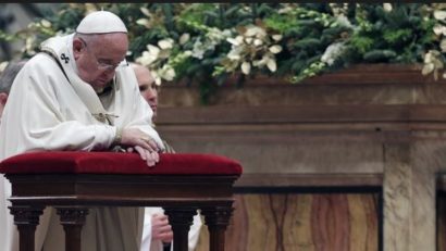 Papa Francisc celebrează Crăciunul îngrijorat de situația creștinilor din Orientul Mijlociu