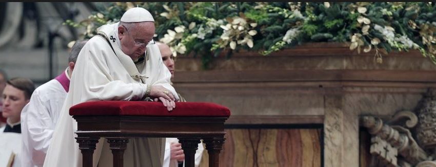 Papa Francisc celebrează Crăciunul îngrijorat de situația creștinilor din Orientul Mijlociu