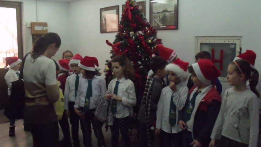 La Radio Constanţa au venit colindătorii