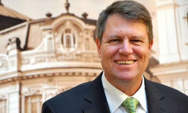 Klaus Iohannis renunţă la funcţia de primar