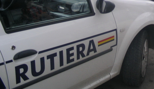 (UPDATE) Un pieton a fost lovit de maşină pe podul rutier din cartierul Km 4-5