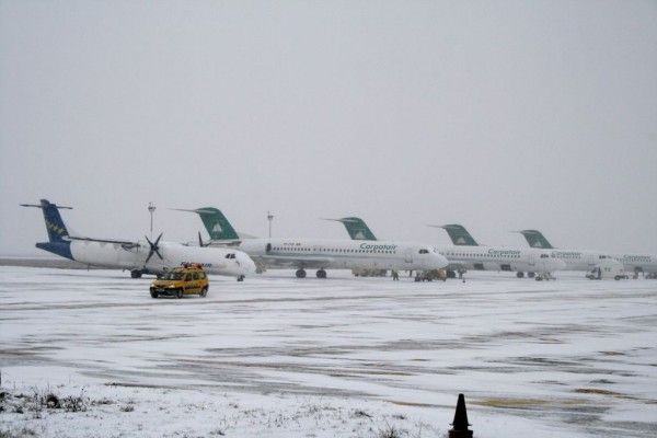 Plecaţi astăzi cu avionul? aflaţi ce aeroporturi sunt deschise