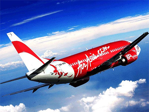 Avionul AirAsia se află, probabil, „pe fundul mării”, afirmă autorităţile indoneziene