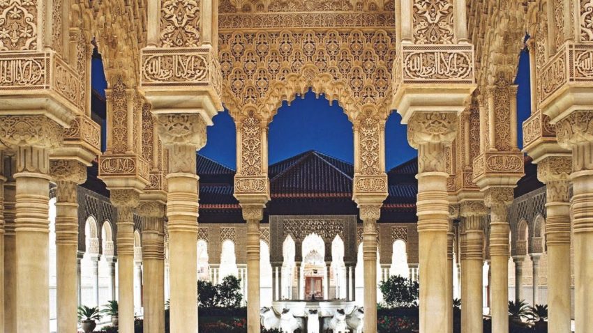 Palatul Alhambra și alte monumente din Spania pot fi vizitate prin Street View