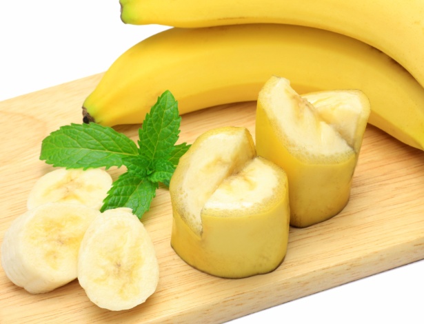 Iată de ce trebuie să mâncăm banane