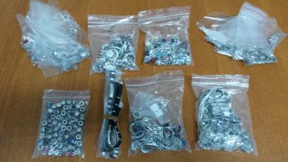 Un kilogram de bijuterii, confiscat în Vama Veche