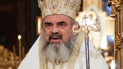 Ce salariu are şeful Bisericii Ortodoxe Române şi pe ce cheltuieşte jumătate din bani