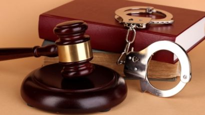 Cine a mai căzut în plasa DNA în luna iunie