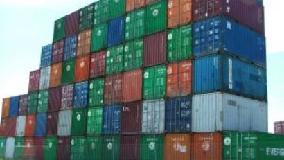 Controale în porturile maritime : amenzi, marfă confiscată