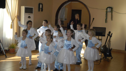 Daruri pentru copii din partea rotarienilor constănţeni