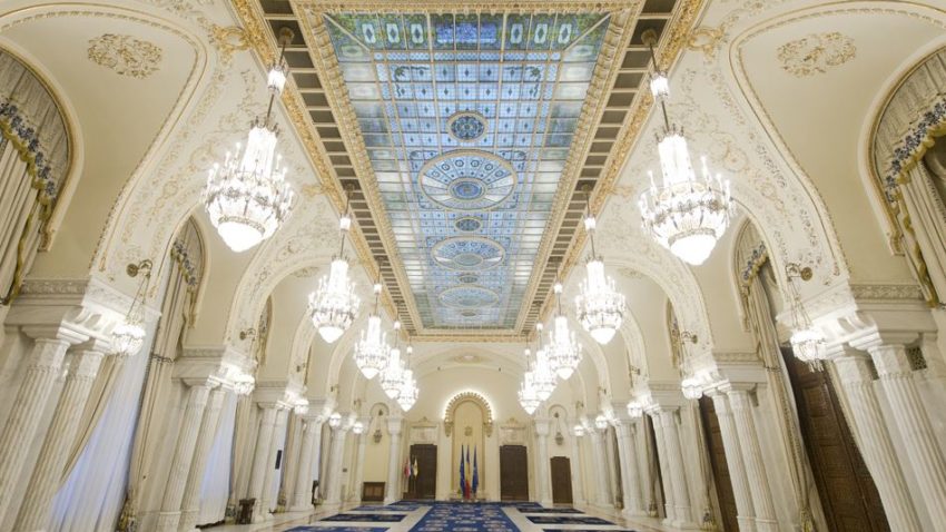 Tatiana Niculescu Bran: Palatul Cotroceni, ”opulenţa unor birouri imense şi întunecate”