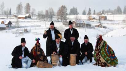 Cât costă Crăciunul în Bucovina, cu bucate tradiţionale şi vizite la mănăstiri
