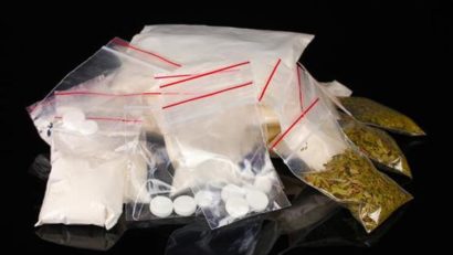 Tineri arestaţi la Constanţa pentru trafic de cannabis şi ecstasy