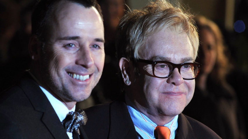 Elton John se însoară cu partenerul său de viaţă, David Furnish