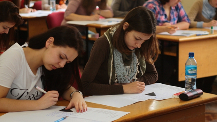 Calendar. Simularea evaluărilor naţionale din 2015