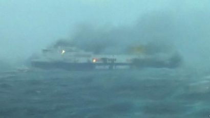 Nici jumătate dintre pasagerii feribotului „Norman Atlantic” nu au fost încă salvaţi