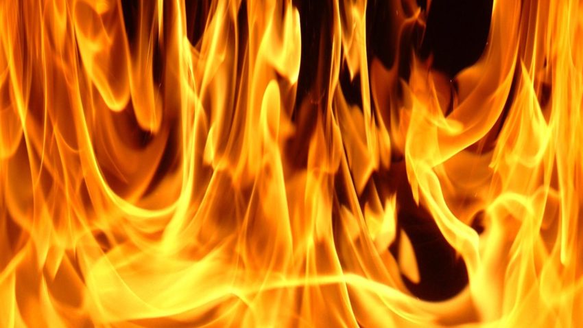UPDATE Incendiu la o casă din Medgidia