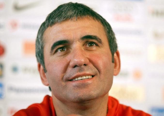 (VIDEO)Hagi: Lui Piţurcă nu-i merge bine, dar câştigă mult, aşa că îi merge bine