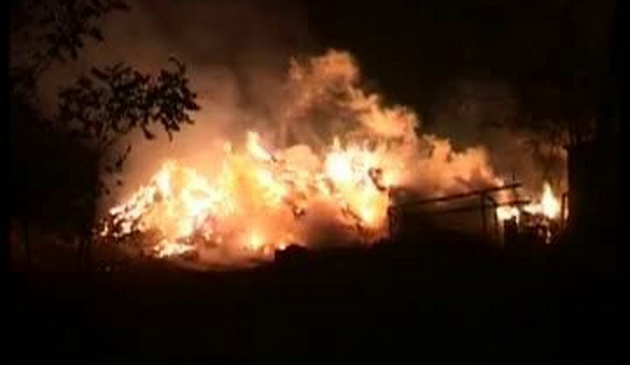 (UPDATE) Crăciun de foc, la propriu, la Săcele