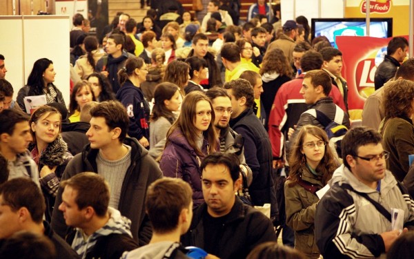Peste 1.500 de joburi în 11 ţări pentru constănţeni