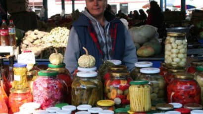 De sărbători în pieţele constănţene: program şi preţuri
